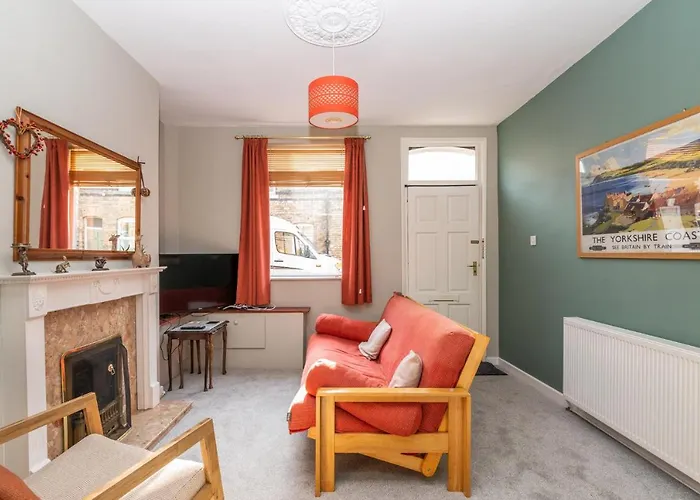 Cosy & Central Victorian House - Pass The Keys